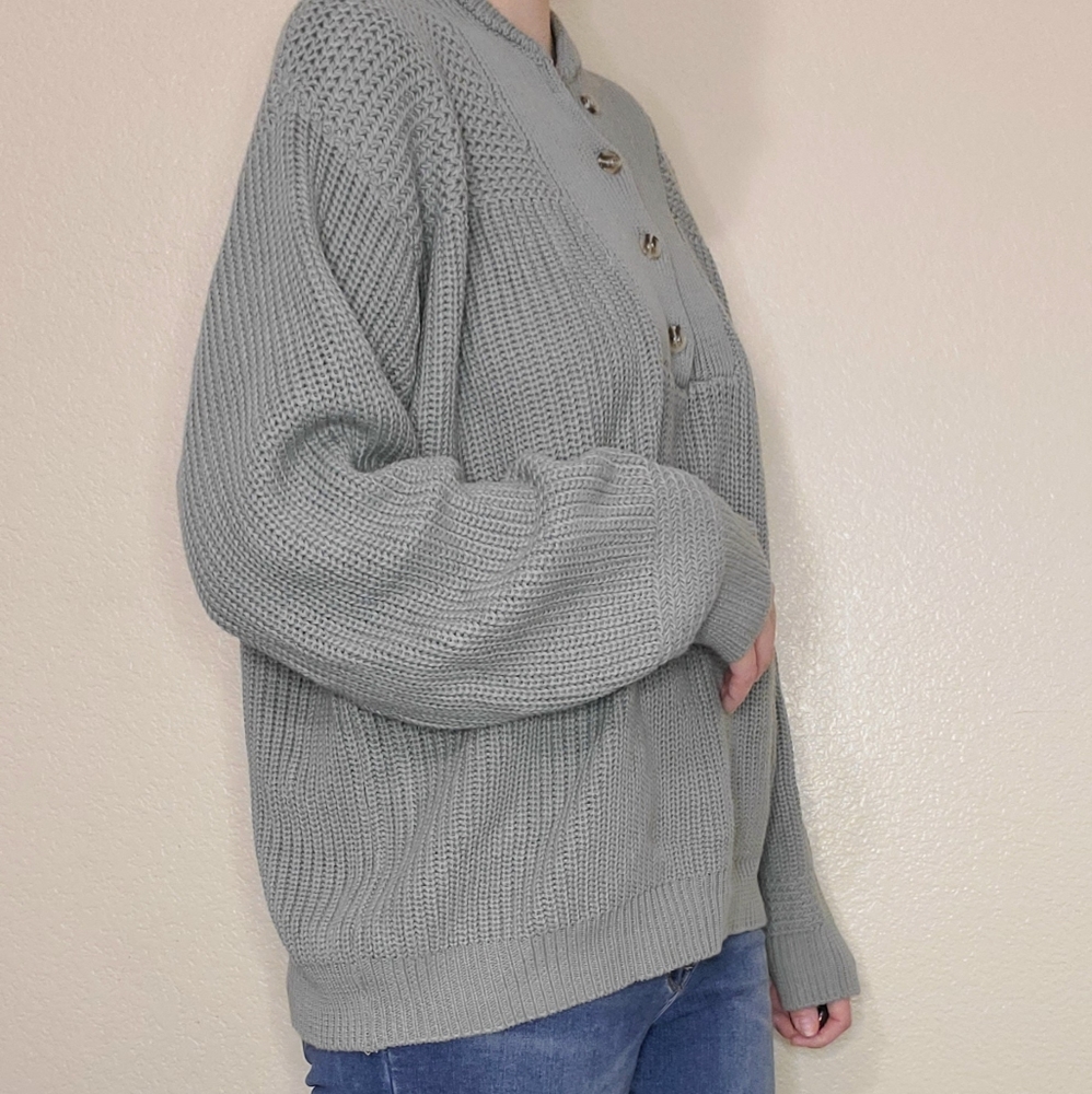 M Forever 21 sage green knit sweater loose boxy